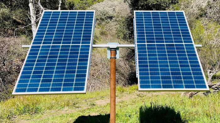 Two 360 watt panels on a top of pole solar mount